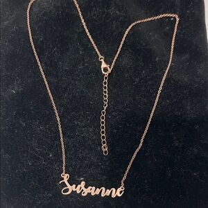 Personalized "Susanne" Name Necklace in Rose Gold